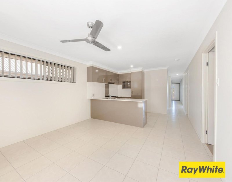 Photo - 48 Eucalyptus Crescent, Ripley QLD 4306 - Image 3