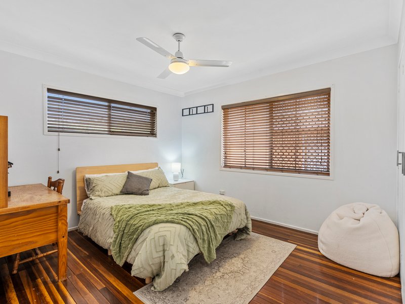 Photo - 48 Fairlawn Street, Nathan QLD 4111 - Image 6