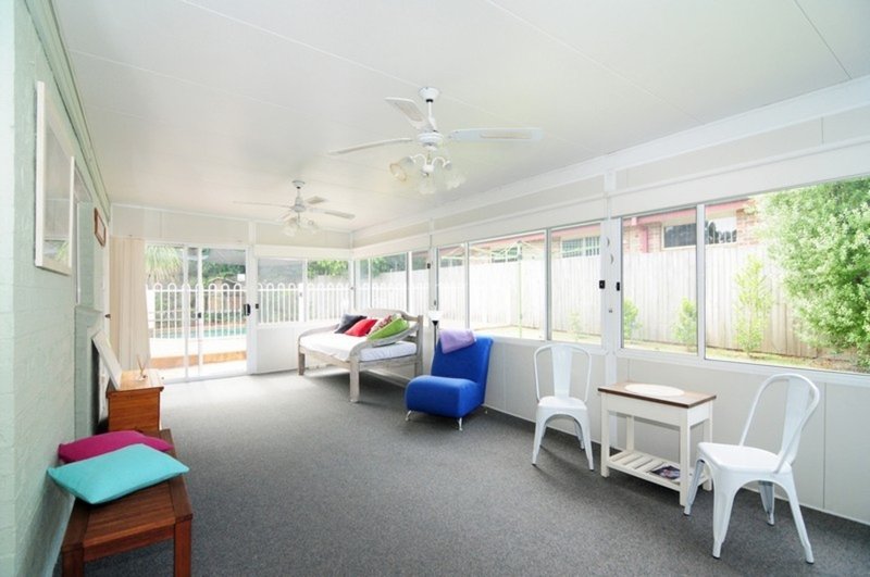 Photo - 48 Ferntree Drive, Bomaderry NSW 2541 - Image 5