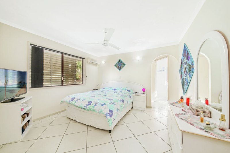 Photo - 48 Ferny Way, Ferny Hills QLD 4055 - Image 9