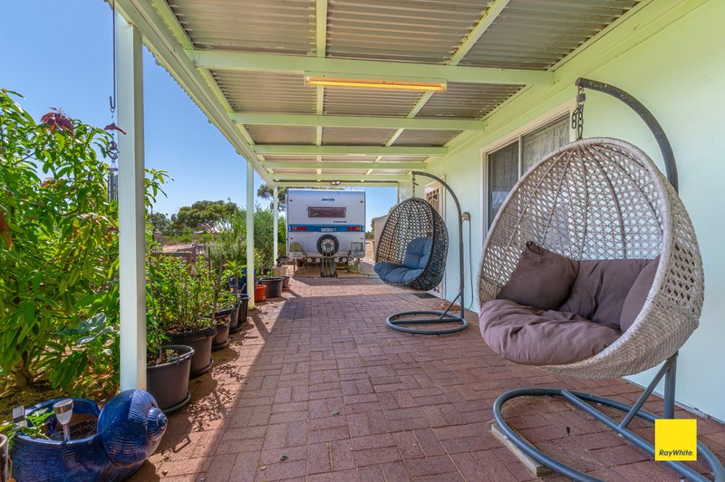 Photo - 48 Flat Rock Pass, Karakin WA 6044 - Image 10