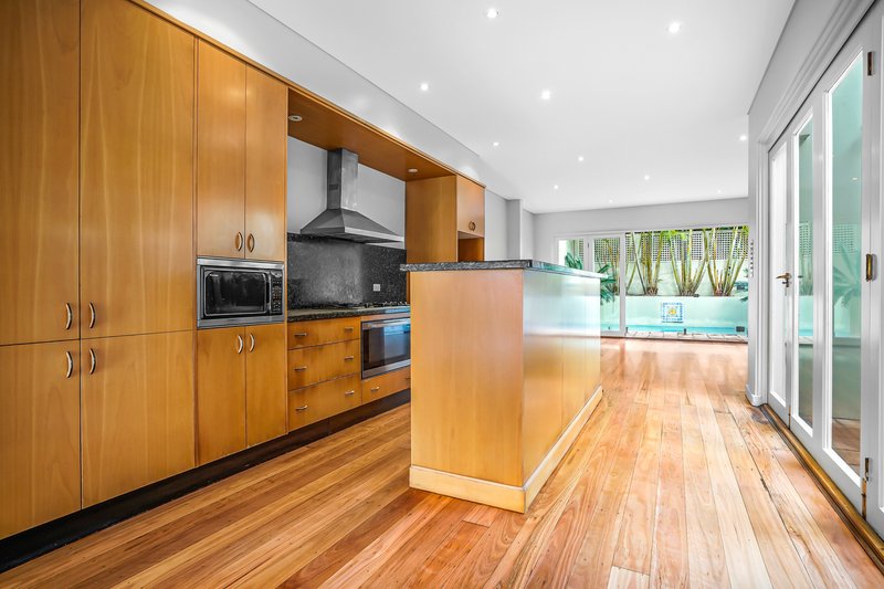 Photo - 48 Fletcher Street, Woollahra NSW 2025 - Image 2