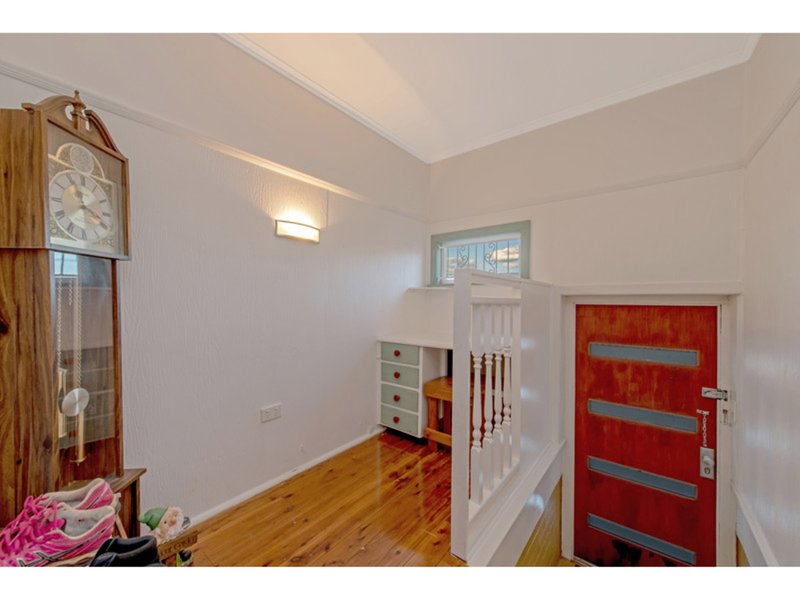 Photo - 48 Flinders Street, Centenary Heights QLD 4350 - Image 11