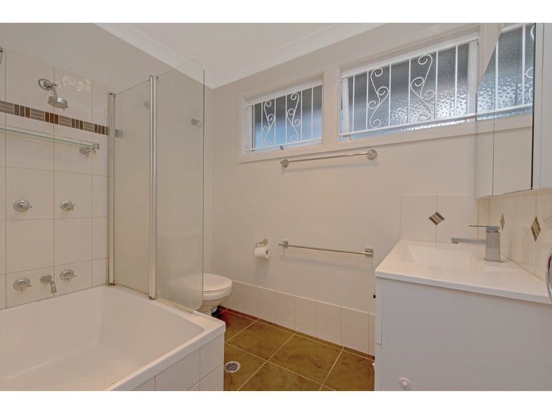 Photo - 48 Flinders Street, Centenary Heights QLD 4350 - Image 12