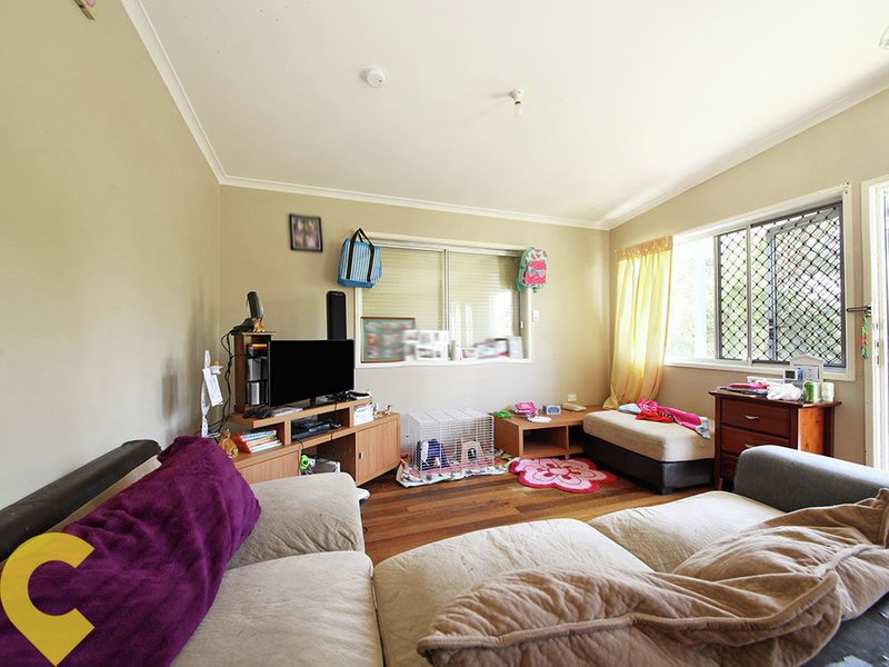 Photo - 48 Frank Street, Caboolture South QLD 4510 - Image 3