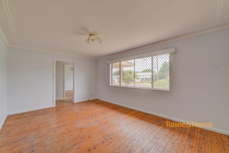 Photo - 48 Garden Street, Tamworth NSW 2340 - Image 3