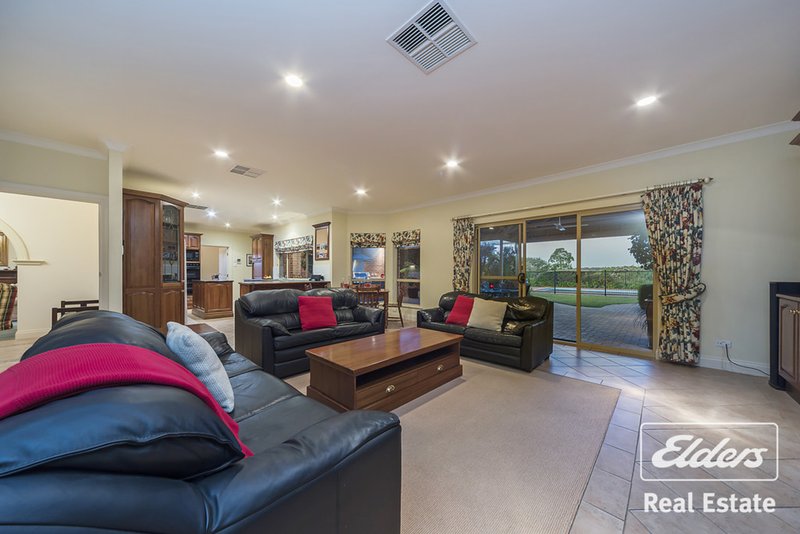 Photo - 48 Gawler Terrace, Gawler South SA 5118 - Image 8