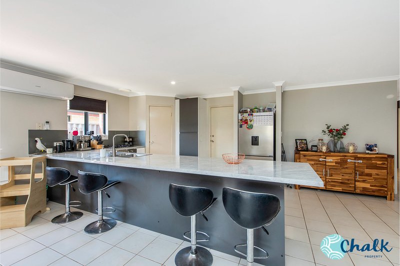 Photo - 48 Grandis Drive, Baldivis WA 6171 - Image 4