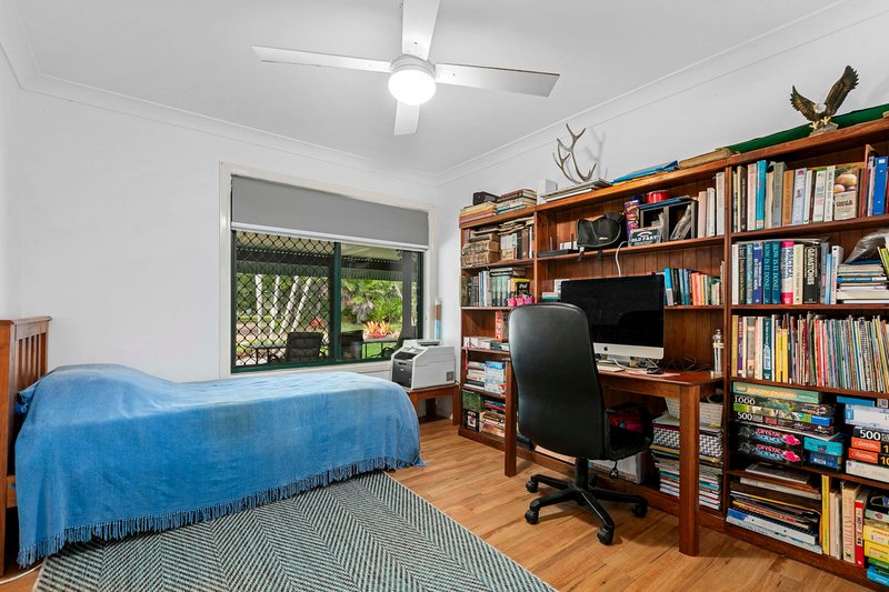 Photo - 48 Green Acres Road, Dundowran QLD 4655 - Image 14