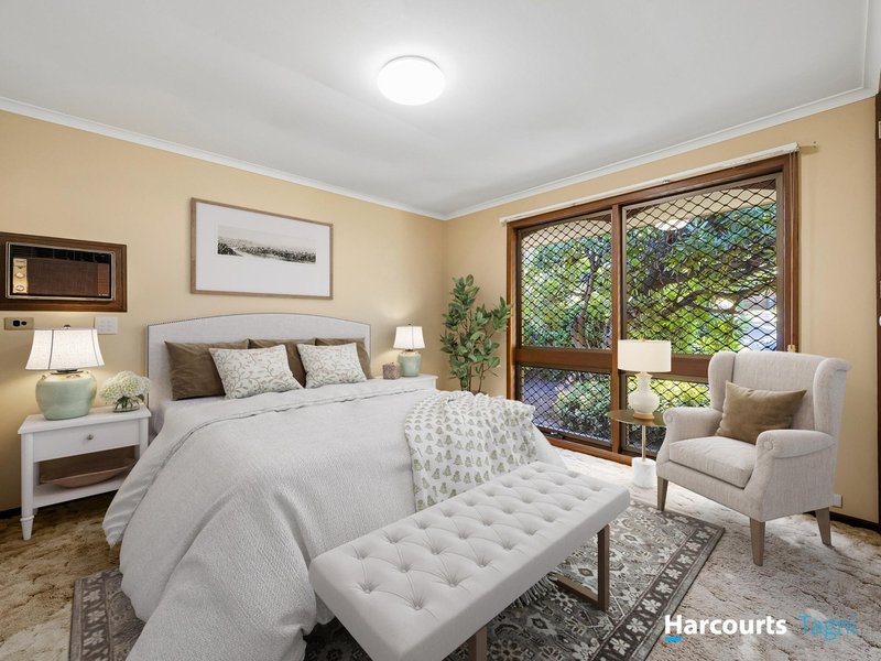 Photo - 48 Hamilton Crescent, Aberfoyle Park SA 5159 - Image 15