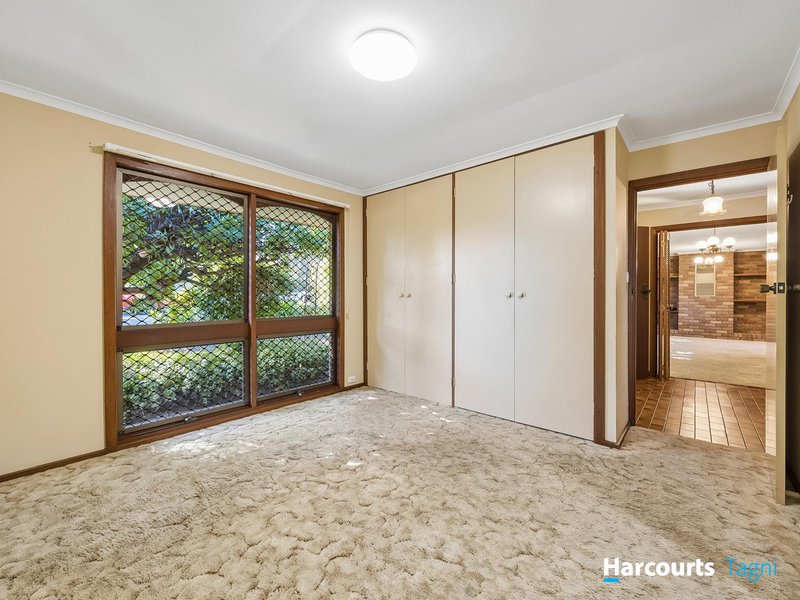 Photo - 48 Hamilton Crescent, Aberfoyle Park SA 5159 - Image 17