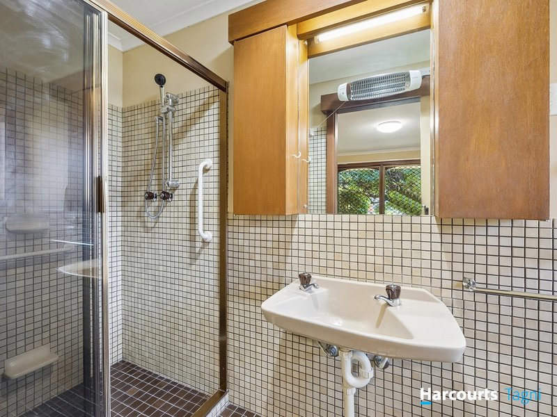 Photo - 48 Hamilton Crescent, Aberfoyle Park SA 5159 - Image 18