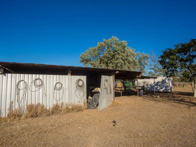 Photo - 48 Haslingden Road, Lockyer Waters QLD 4311 - Image 14