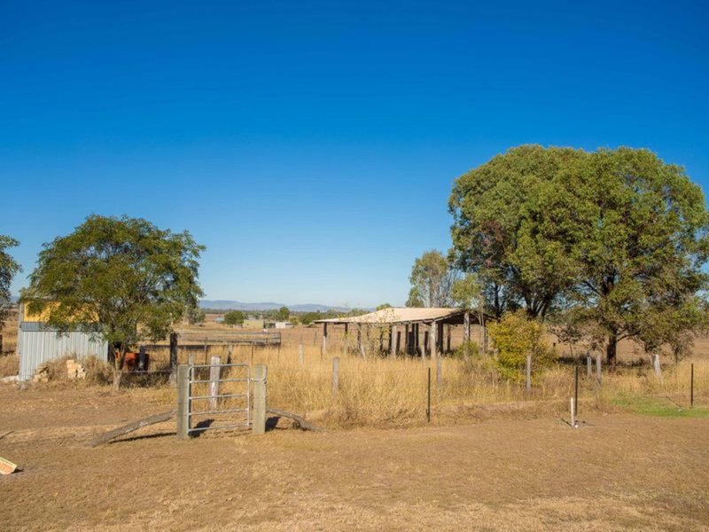 Photo - 48 Haslingden Road, Lockyer Waters QLD 4311 - Image 21