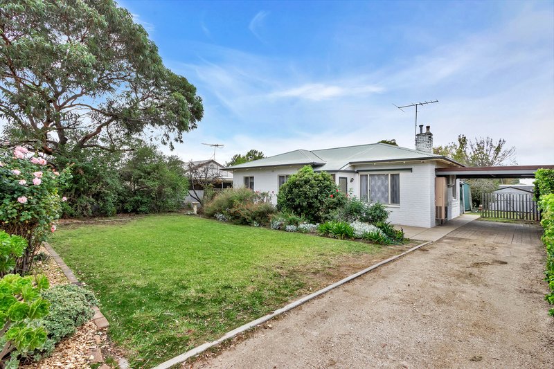 Photo - 48 Hatch Street, Nuriootpa SA 5355 - Image 2