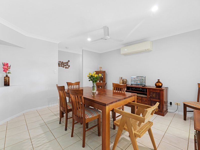 Photo - 48 Heather Way, Urraween QLD 4655 - Image 6