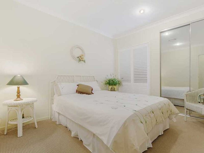 Photo - 48 Heights Drive, Robina QLD 4226 - Image 8