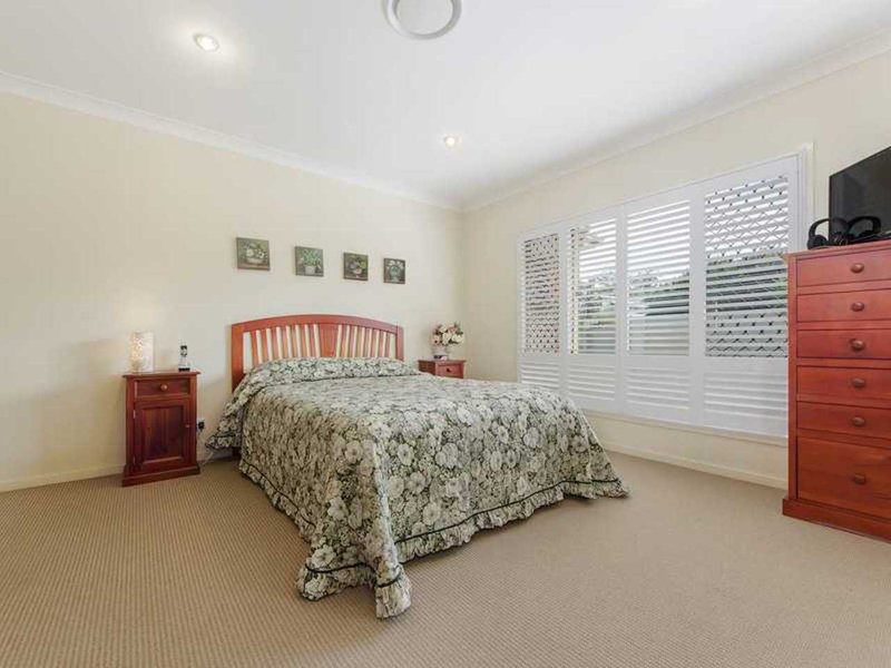 Photo - 48 Heights Drive, Robina QLD 4226 - Image 9