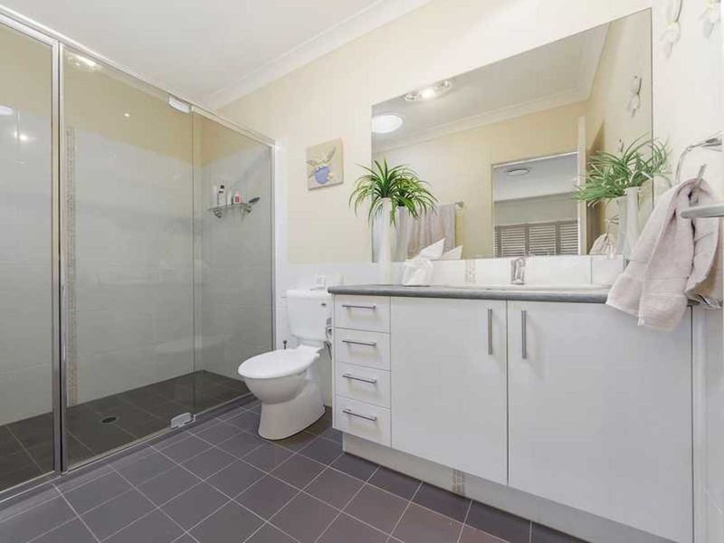 Photo - 48 Heights Drive, Robina QLD 4226 - Image 10