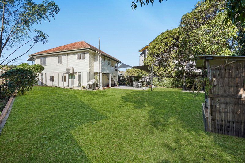 Photo - 48 Henry Street, Chermside QLD 4032 - Image 2
