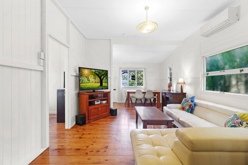 Photo - 48 Hicks Street, Mitchelton QLD 4053 - Image 2