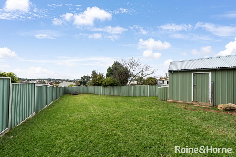 Photo - 48 Hovell Street, Goulburn NSW 2580 - Image 12