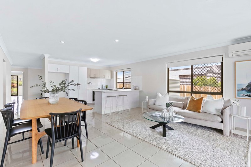 Photo - 48 Hume Circuit, Warner QLD 4500 - Image 6