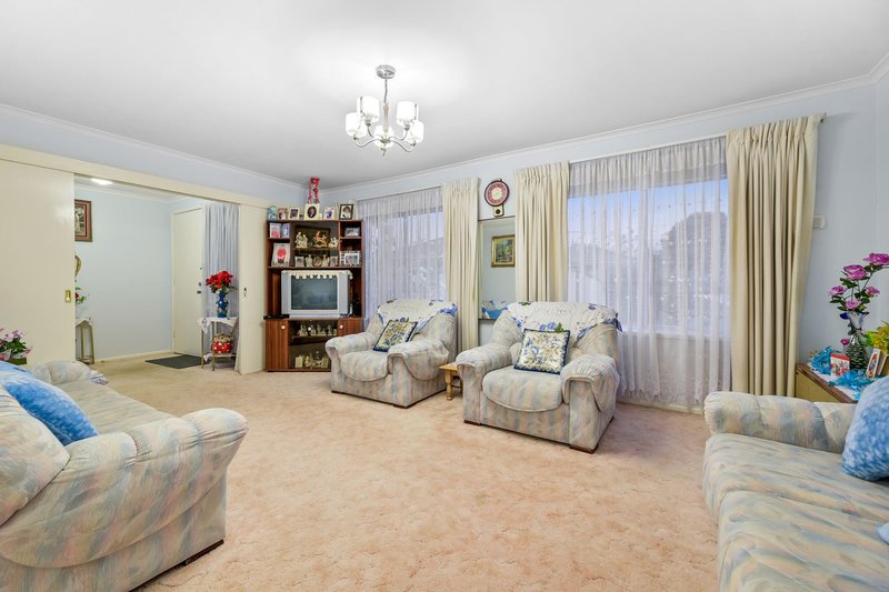 Photo - 48 Hume Road, Springvale South VIC 3172 - Image 3