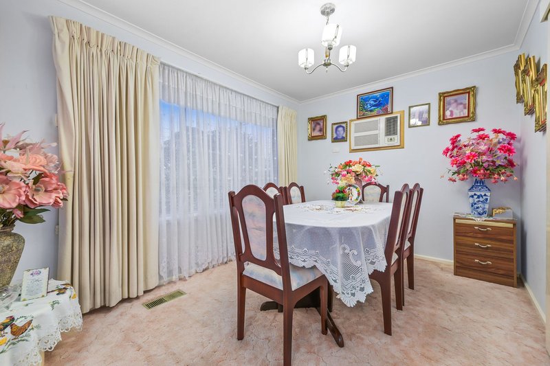 Photo - 48 Hume Road, Springvale South VIC 3172 - Image 5