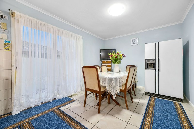 Photo - 48 Hume Road, Springvale South VIC 3172 - Image 8