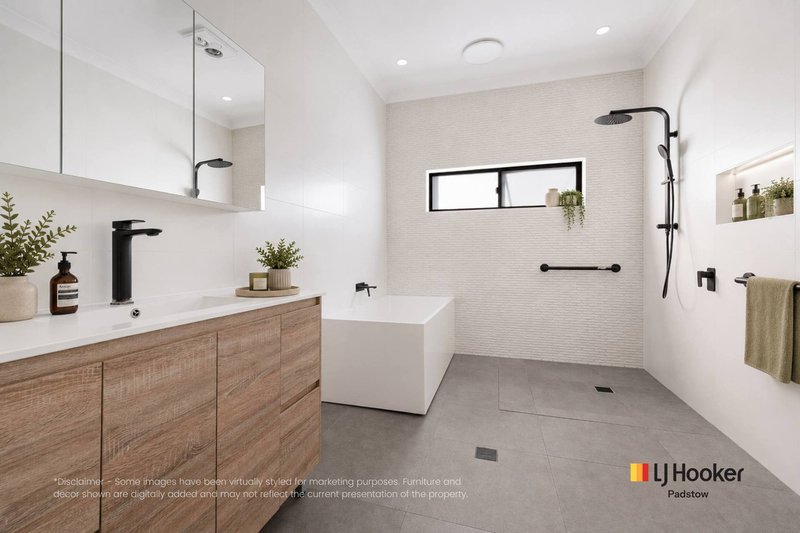 Photo - 48 Hydrae Street, Revesby NSW 2212 - Image 4