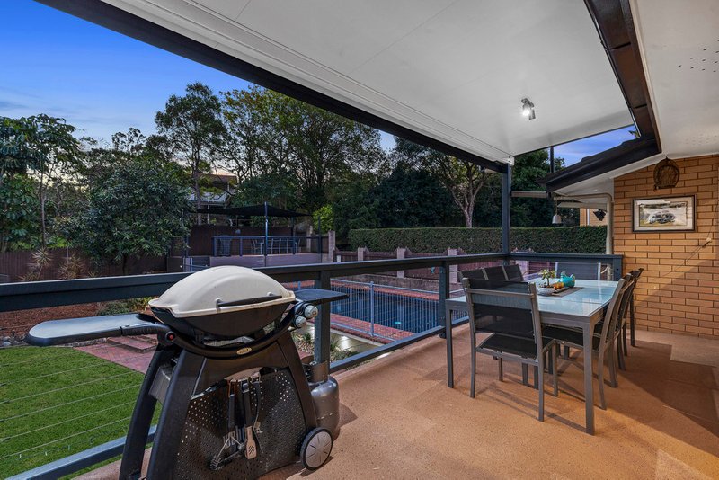 Photo - 48 Illawarra Street, Everton Hills QLD 4053 - Image 5