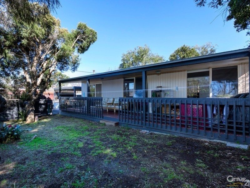 Photo - 48 Ireland Street, Ringwood VIC 3134 - Image 2