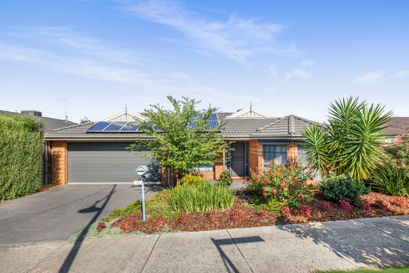 48 Irving Road, Pakenham VIC 3810