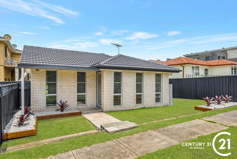 Photo - 48 Jane Street, Smithfield NSW 2164 - Image 1