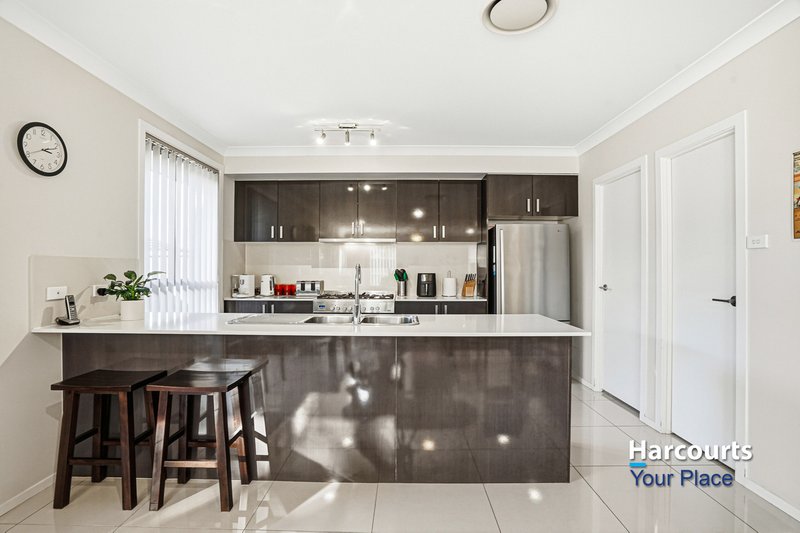 Photo - 48 Jubilee Drive, Jordan Springs NSW 2747 - Image 5