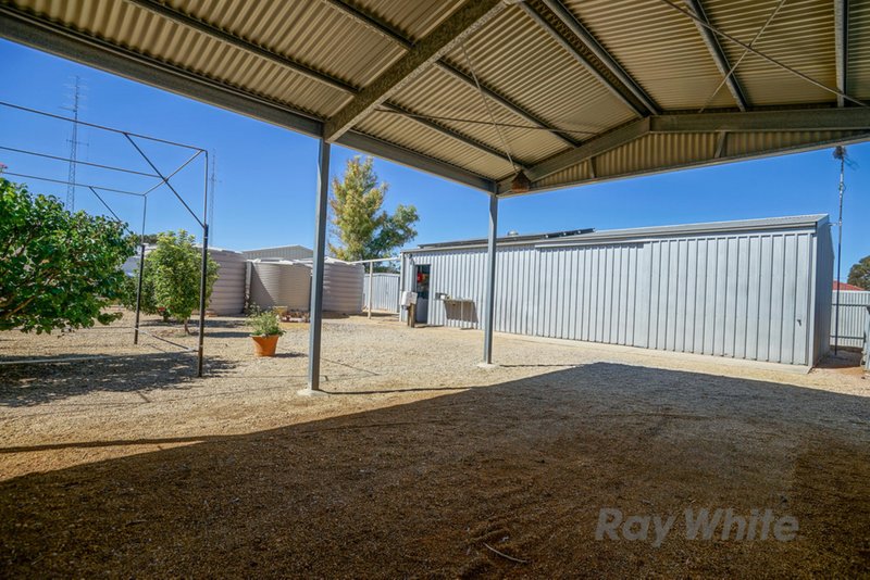 Photo - 48 Kadina Road, Wallaroo SA 5556 - Image 11