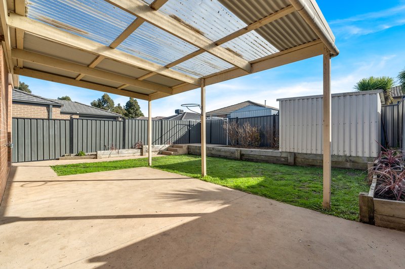 Photo - 48 Kensley Circuit, Craigieburn VIC 3064 - Image 14