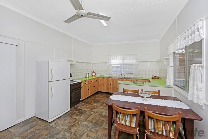 Photo - 48 Kobada Avenue, Buff Point NSW 2262 - Image 2