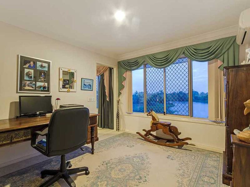 Photo - 48 Kuranda Drive, Robina QLD 4226 - Image 14