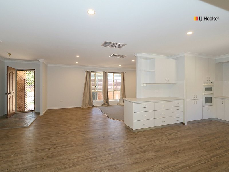 Photo - 48 Lamilla Street, Glenfield Park NSW 2650 - Image 4