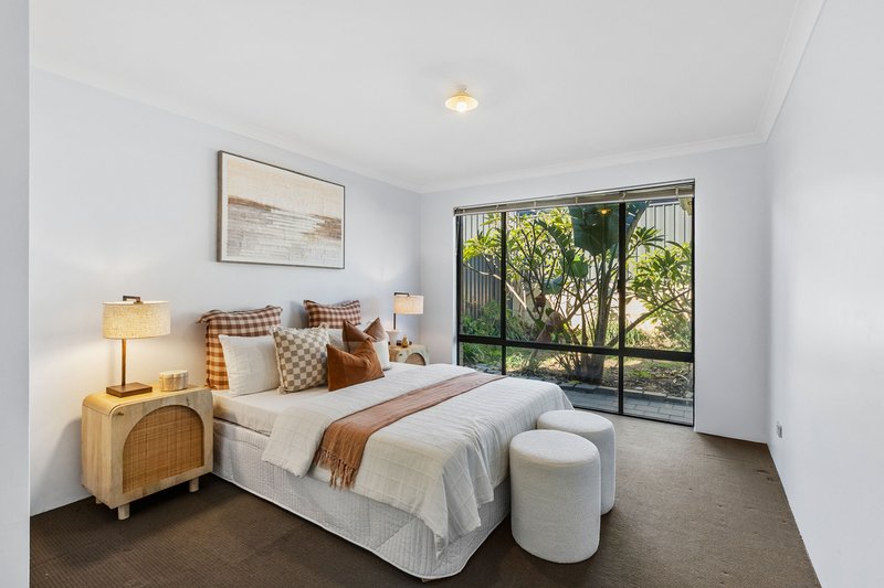 Photo - 48 Leschenault Loop, Banksia Grove WA 6031 - Image 15