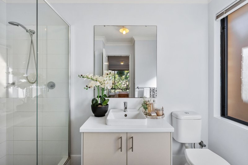 Photo - 48 Leschenault Loop, Banksia Grove WA 6031 - Image 17