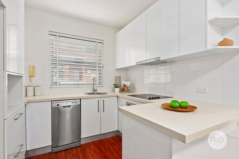 Photo - 4/8 Letitia Street, Oatley NSW 2223 - Image 2