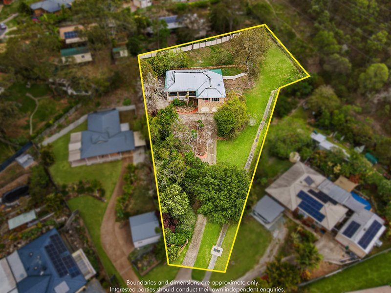 Photo - 48 Linning Street, Mount Warren Park QLD 4207 - Image 2