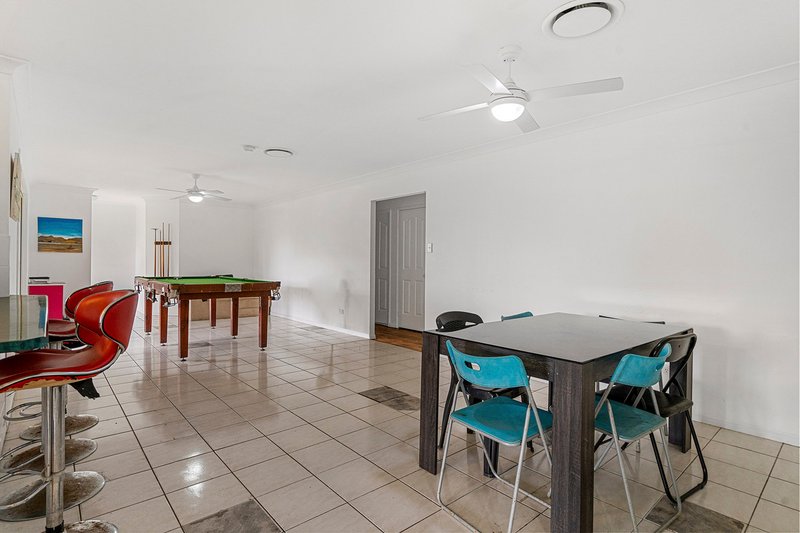 Photo - 48 Linning Street, Mount Warren Park QLD 4207 - Image 9