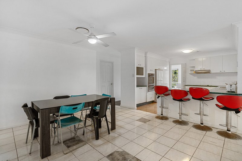 Photo - 48 Linning Street, Mount Warren Park QLD 4207 - Image 10