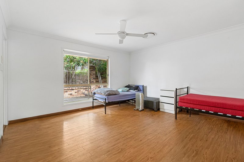 Photo - 48 Linning Street, Mount Warren Park QLD 4207 - Image 13