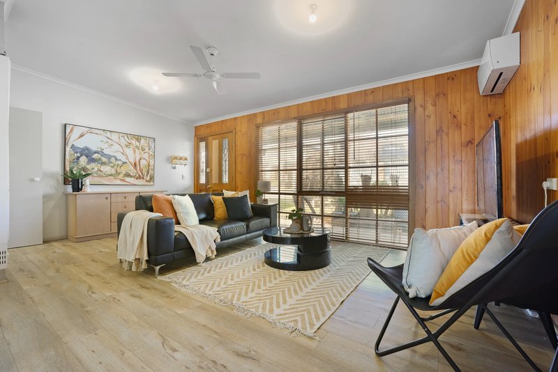 Photo - 48 Loretto Avenue, Ferntree Gully VIC 3156 - Image 3
