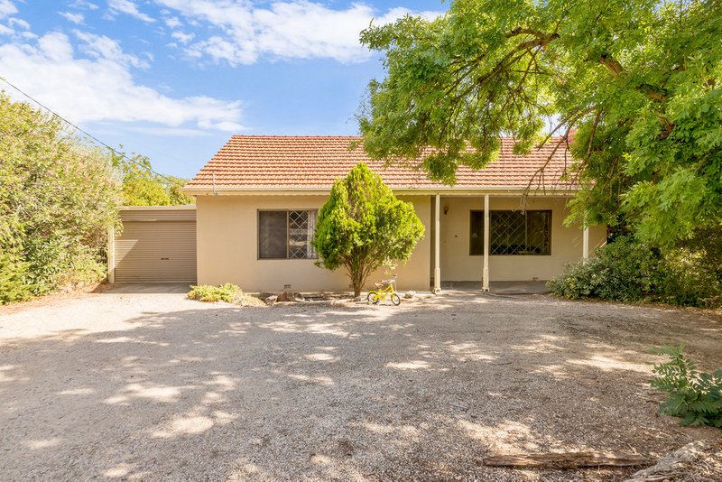 Photo - 48 Lyndoch Road, Gawler East SA 5118 - Image 2